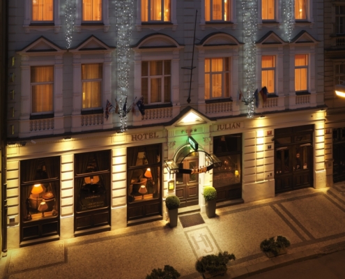 Hotel Julian in Prag: Eingang